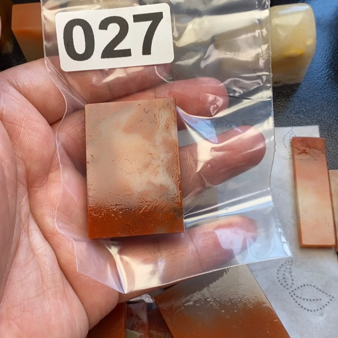 寿山石印石用****5老挝石11