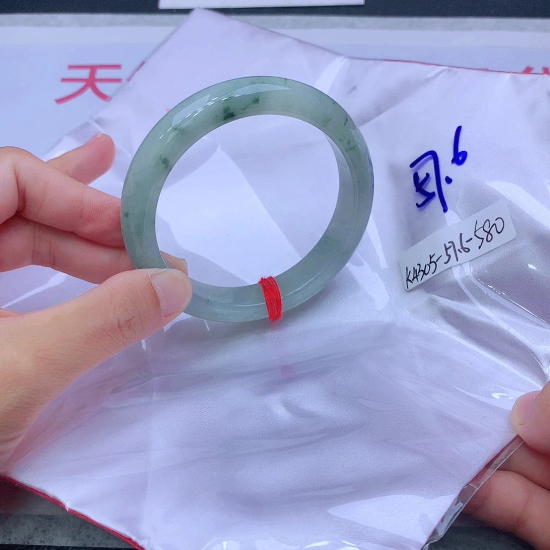 未镶嵌手镯翡翠翡翠