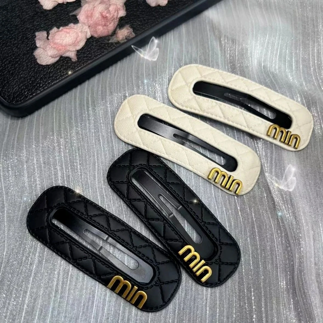 （新疆包邮）网红复古皮质刘海侧边夹小香风夹碎发夹简约百搭无痕发