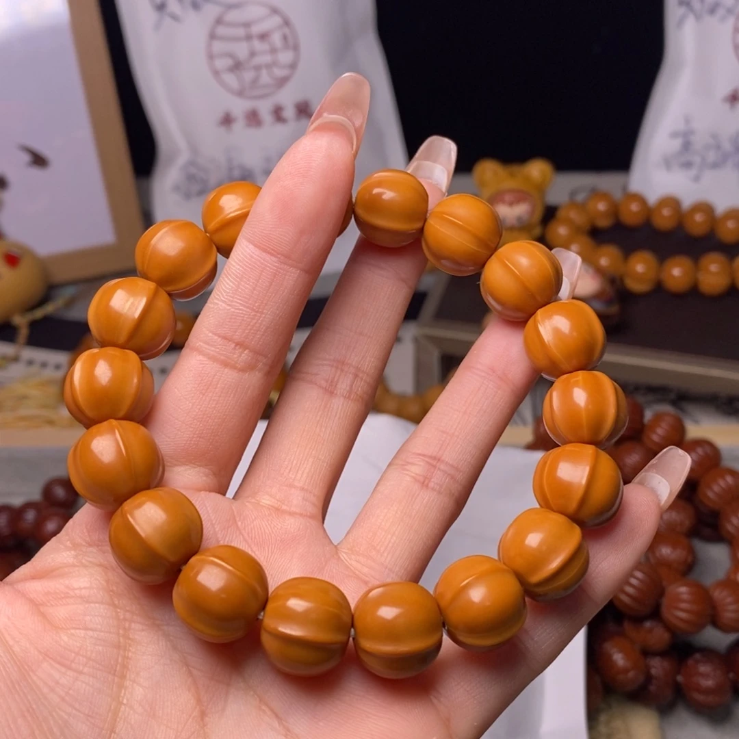 佛***司猴头核桃手串鲨鱼