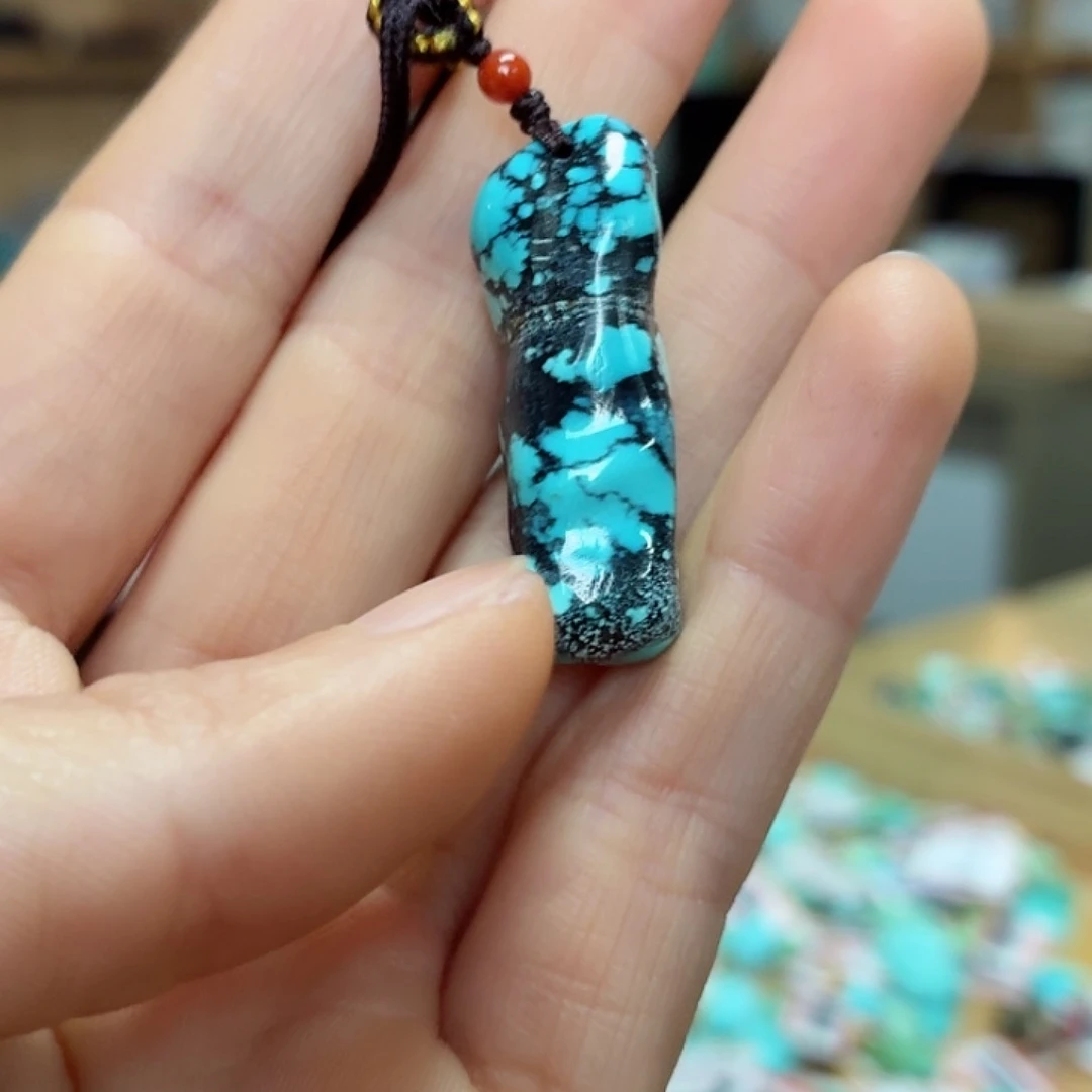 未镶嵌绿松石珠宝奇石