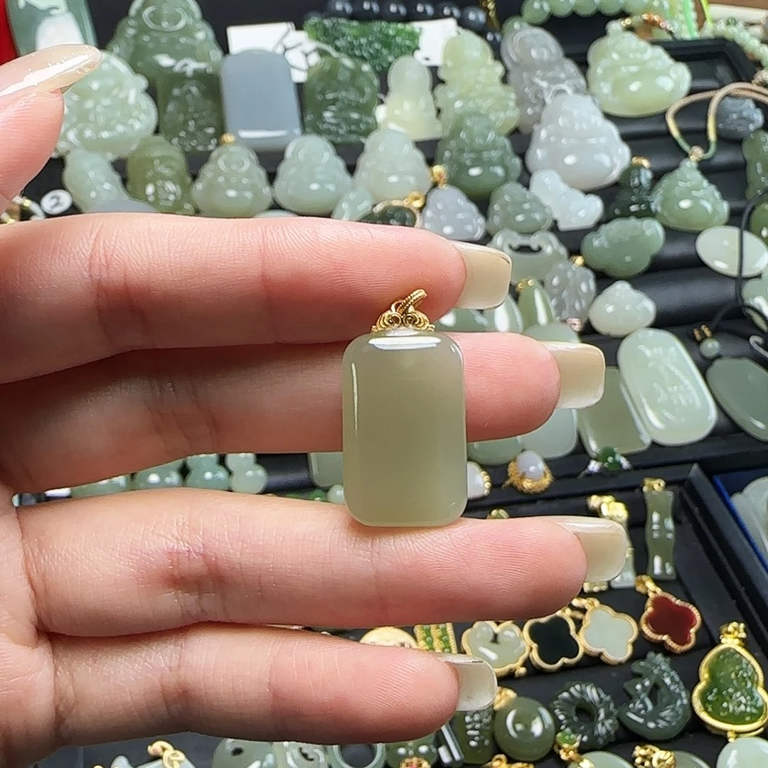 颈饰银S925镶嵌和田玉