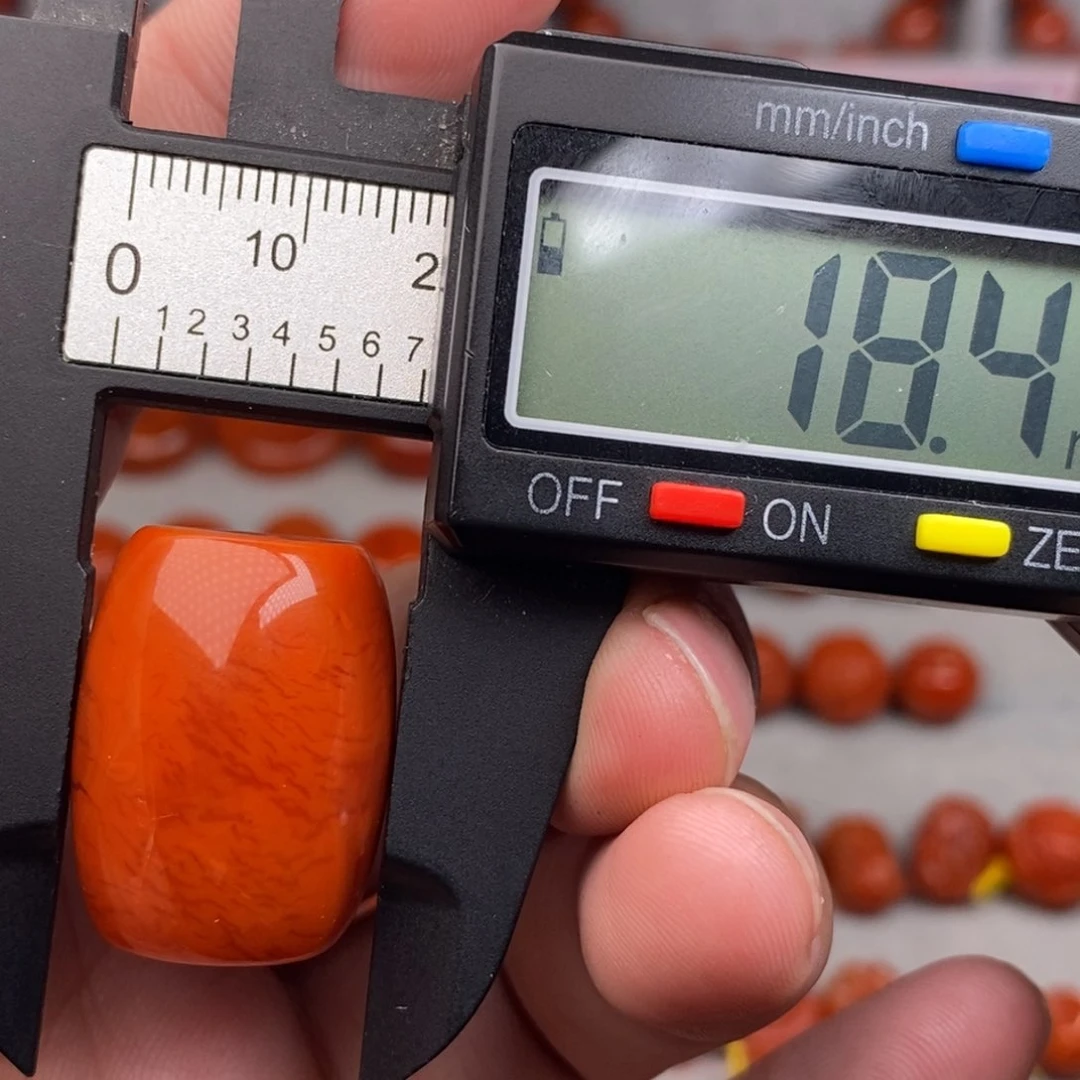 南红玛瑙配饰未镶嵌微瑕