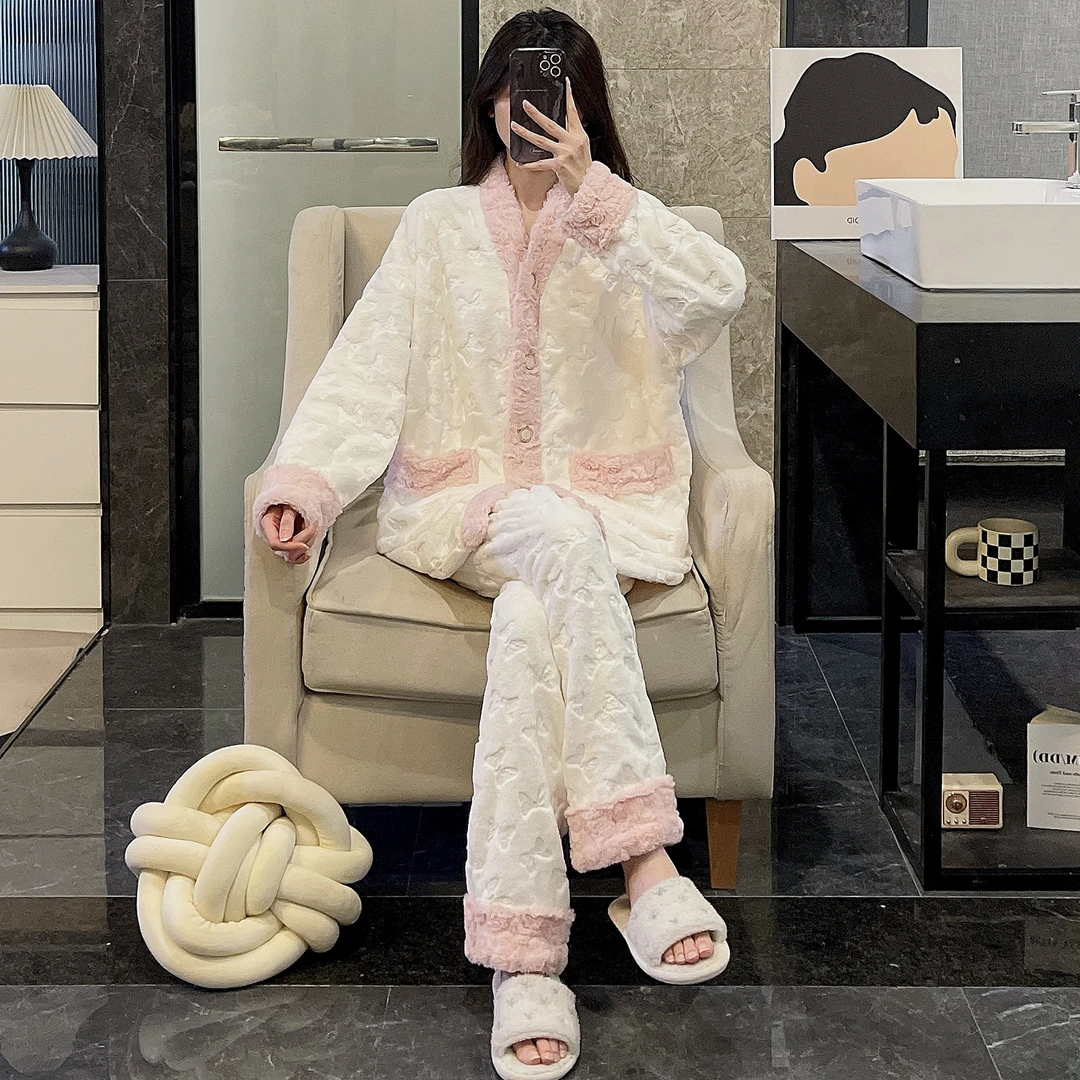 甜美蝴蝶结睡衣女冬季加绒加厚开衫珊瑚绒保暖学生宽松家居服套装
