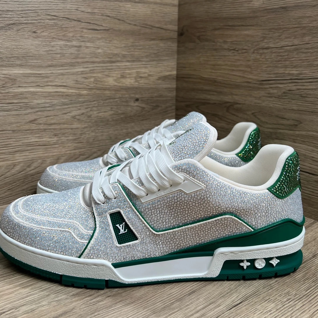 未使用 LouisVuitton/路易威登 Trainer 白绿满钻板鞋 45码