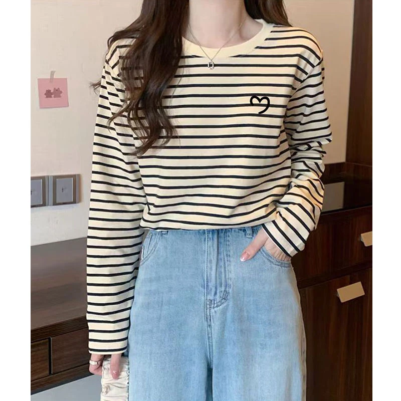2025新款条纹长袖t恤女时尚百搭简约洋气减龄上衣内搭打底春秋季