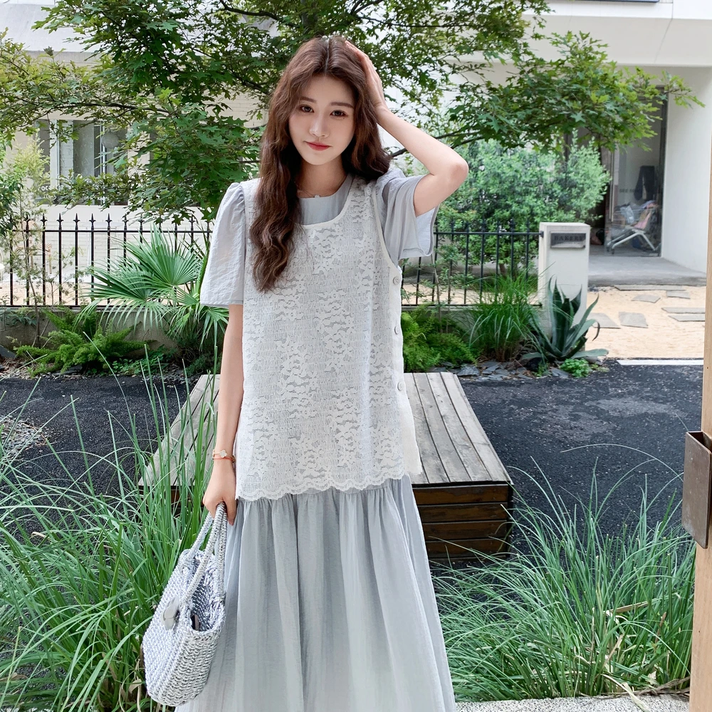 设计感拼接连衣裙套装女夏新款小清新休闲洋气显瘦镂空背心两件套