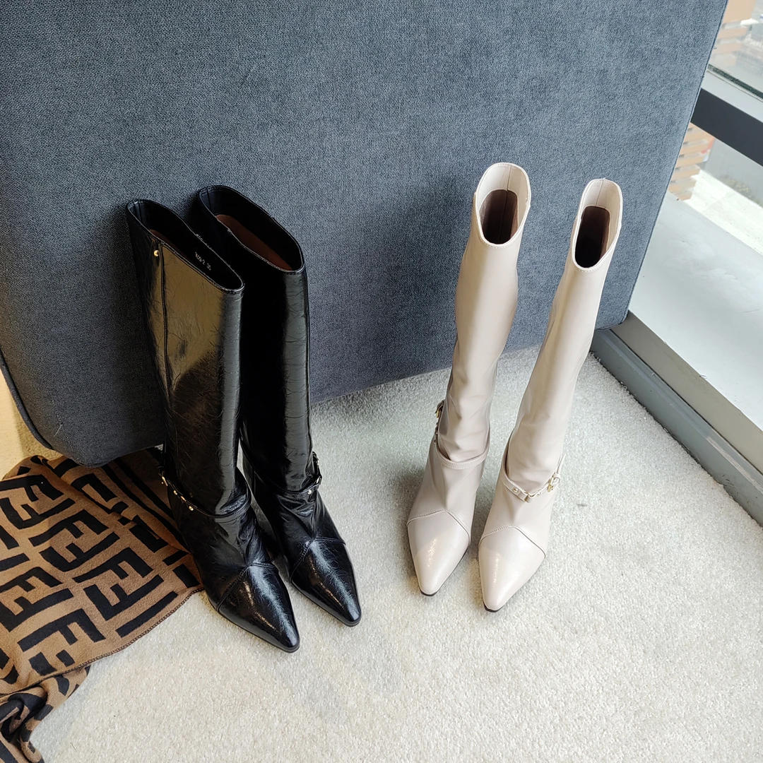 气质秋冬时尚百搭真皮骑士韩版复古长筒尖头显瘦不过膝靴子女鞋10