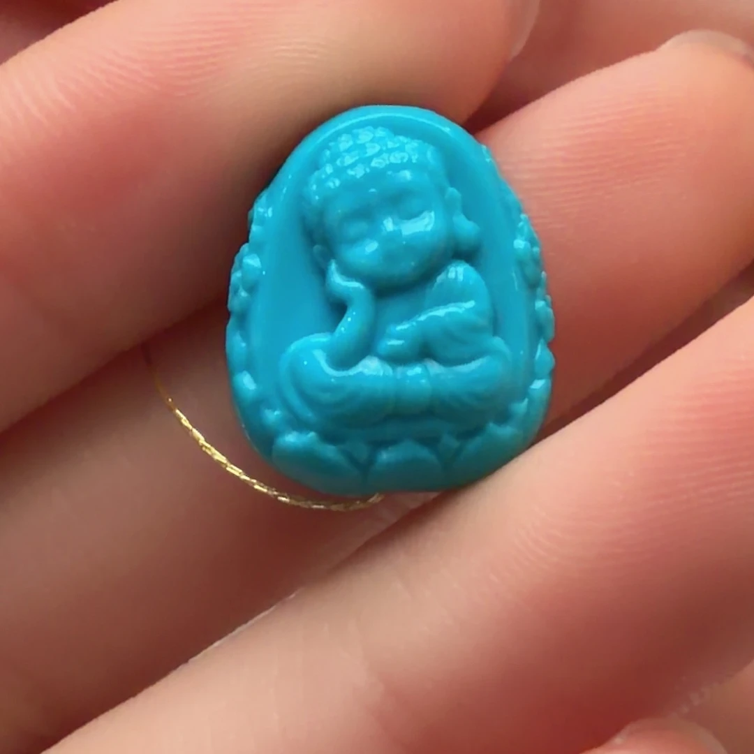 绿松石未镶嵌颈饰