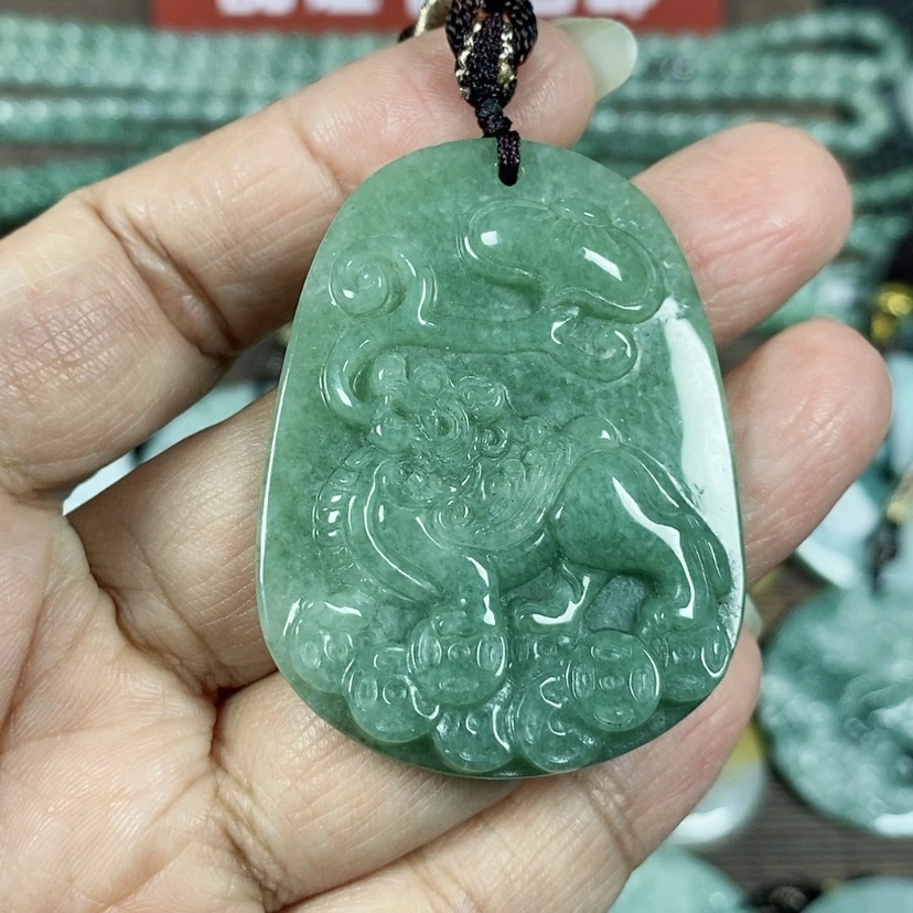 【闪购商品】翡翠颈饰未镶嵌玉吊坠翡翠玉飞天貔貅牌