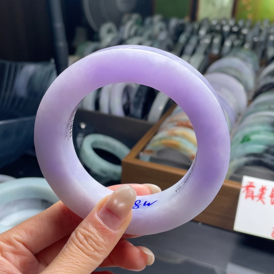 定制翡翠未镶嵌翡翠手镯
