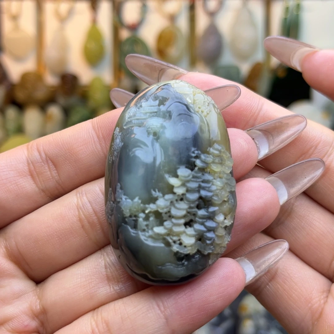 和田玉颈饰未镶嵌