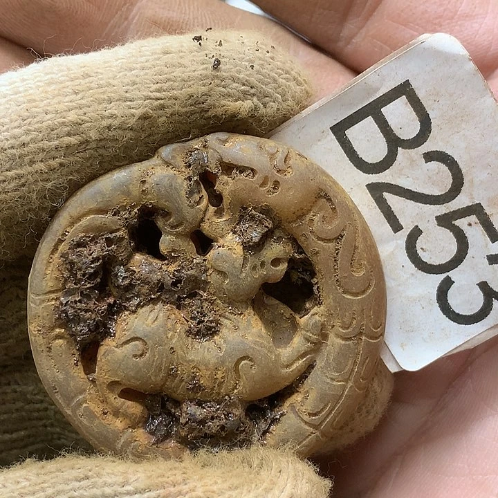 未镶嵌和田玉挂件