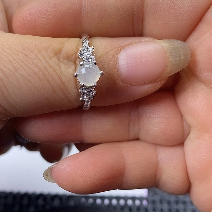 未镶嵌戒指翡翠?*姐缅甸