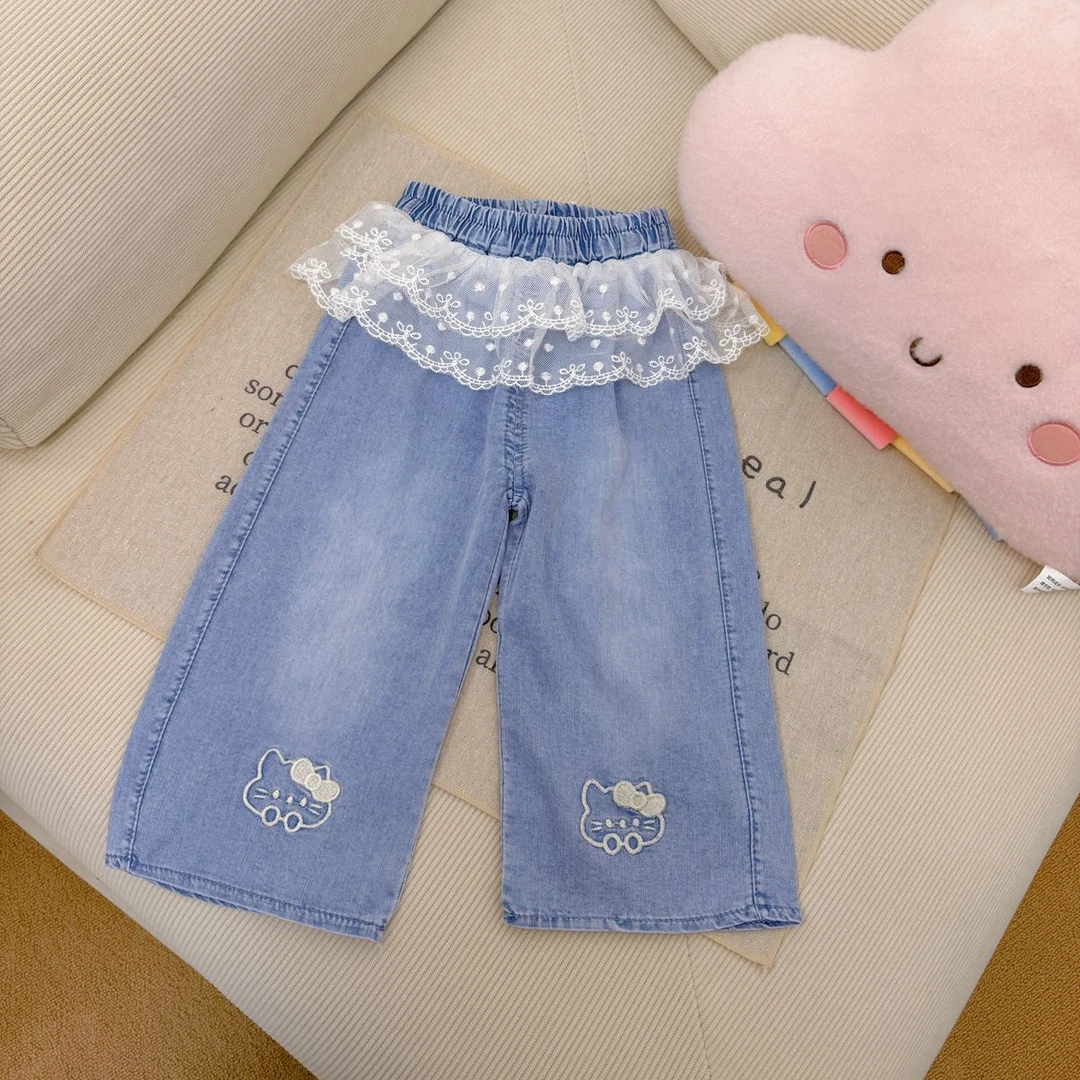 【新疆包邮】夏季新款小猫刺绣蕾丝屁帘直筒牛仔裤T242