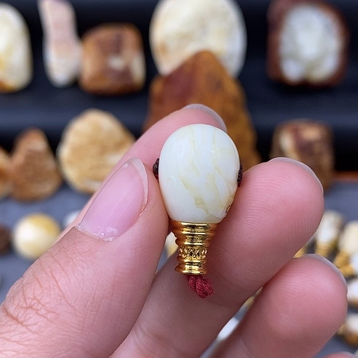 琥珀未镶嵌裸石12三通c775