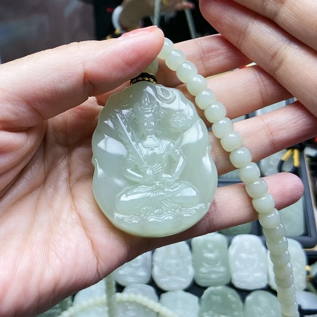 和田玉颈饰未镶嵌婵**政