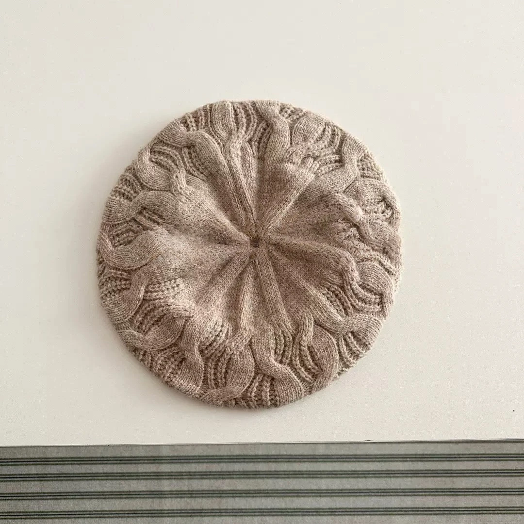 噜噜啦噜 手工钩花针织帽女冬季花纹复古保暖显脸小包头毛线帽