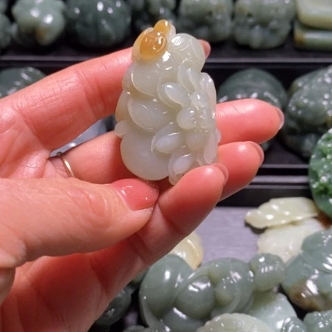 未镶嵌和田玉（糖玉）珠宝奇石