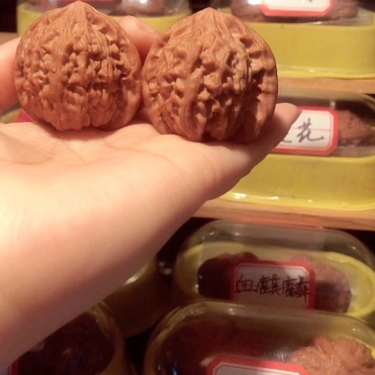 文玩核桃把件龙公子