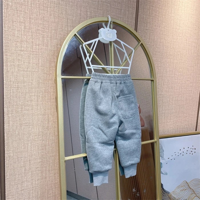 AN083   宝宝灰色厚裤子