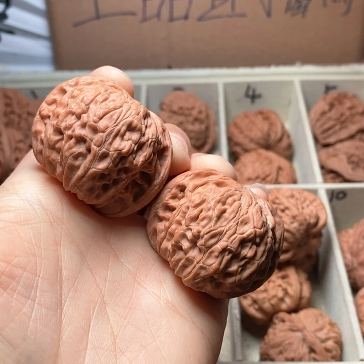 文玩核桃吊坠叫****猫磨盘