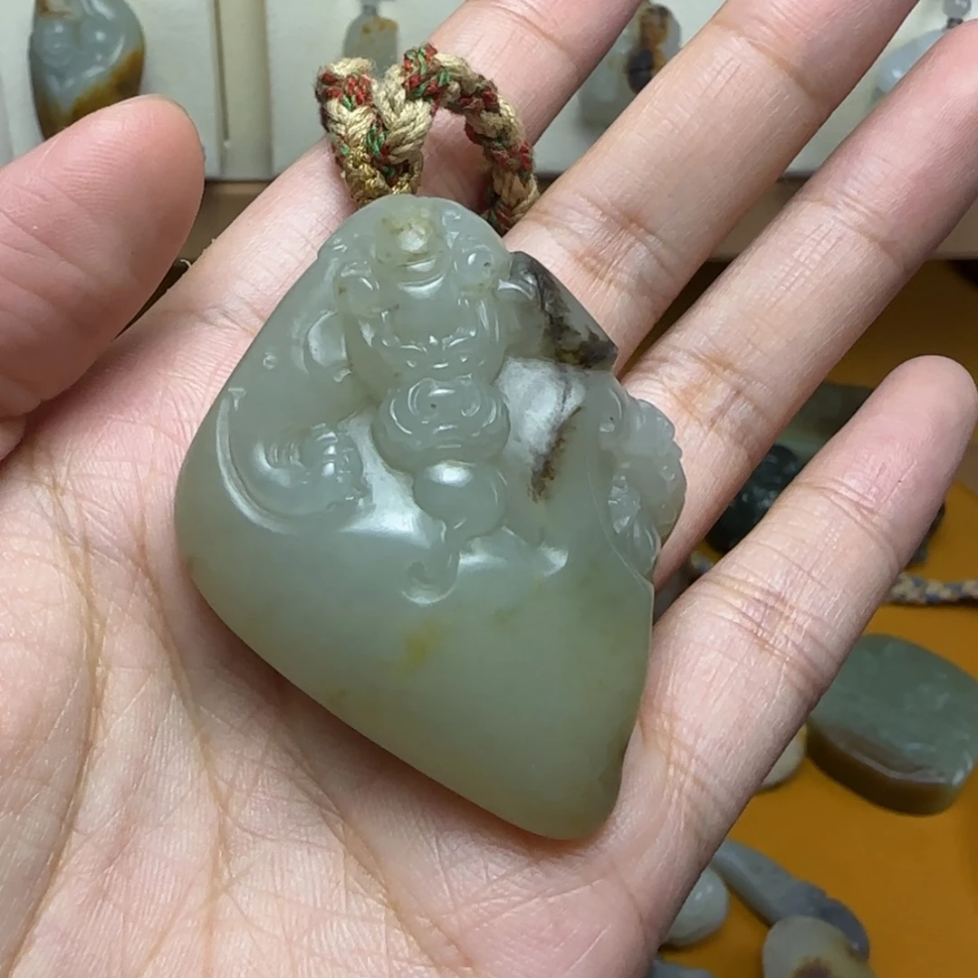 颈饰未镶嵌和田玉和田玉貔貅