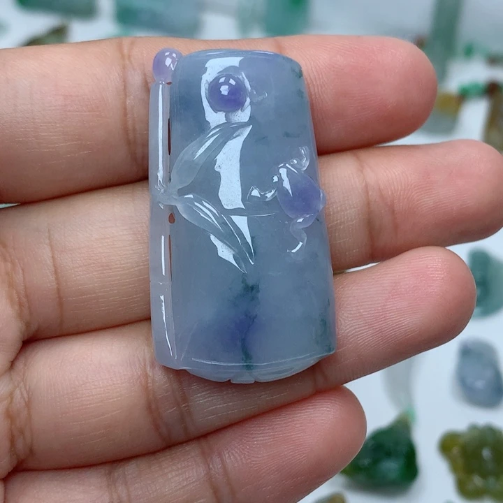 吊坠(不含链)未镶嵌翡翠
