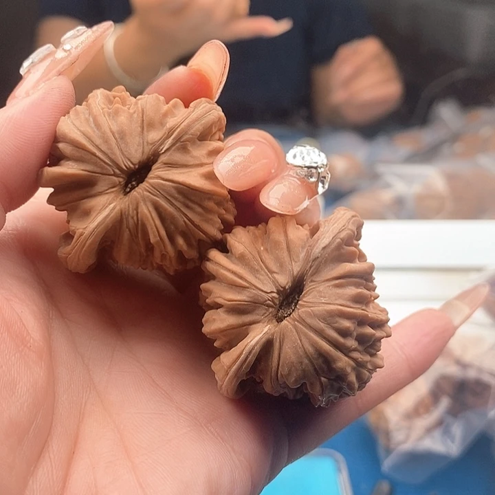 刹***恒吊坠桃核45全品四座楼