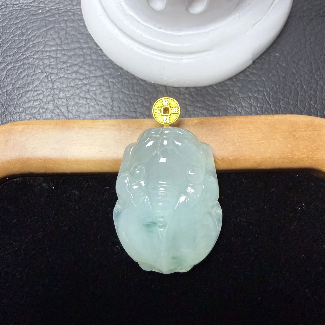 久鱼珠宝  18K金缅甸翡翠挂件 29