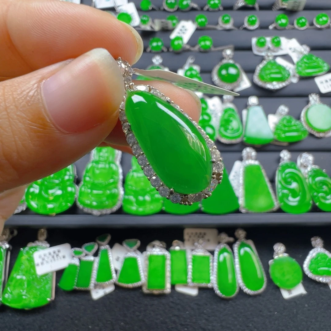 翡翠银S925镶嵌颈饰