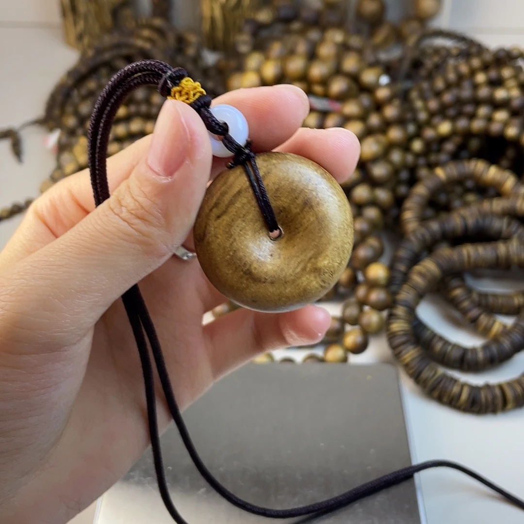 沉香碎屑沉香平安扣