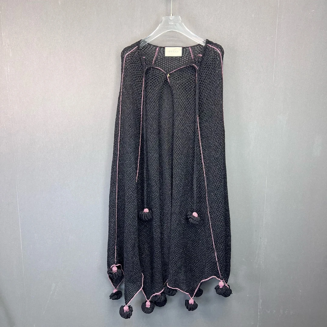 全新未使用 GUCCI/古驰 M码/镂空亮面长款披肩斗篷/11861414