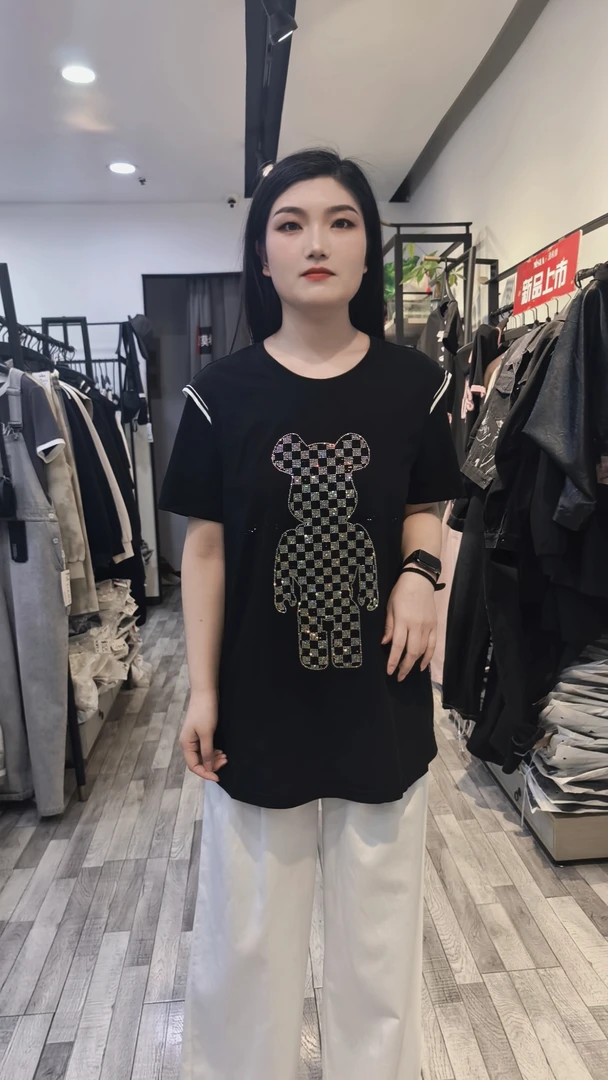 时尚宽松个性大T恤