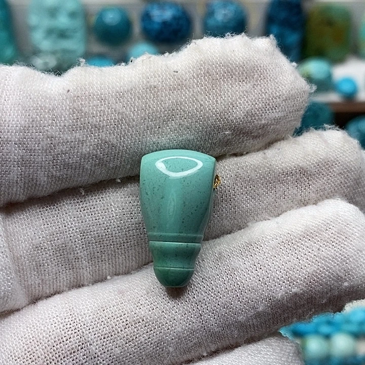 绿松石未镶嵌天然原矿 地大质检