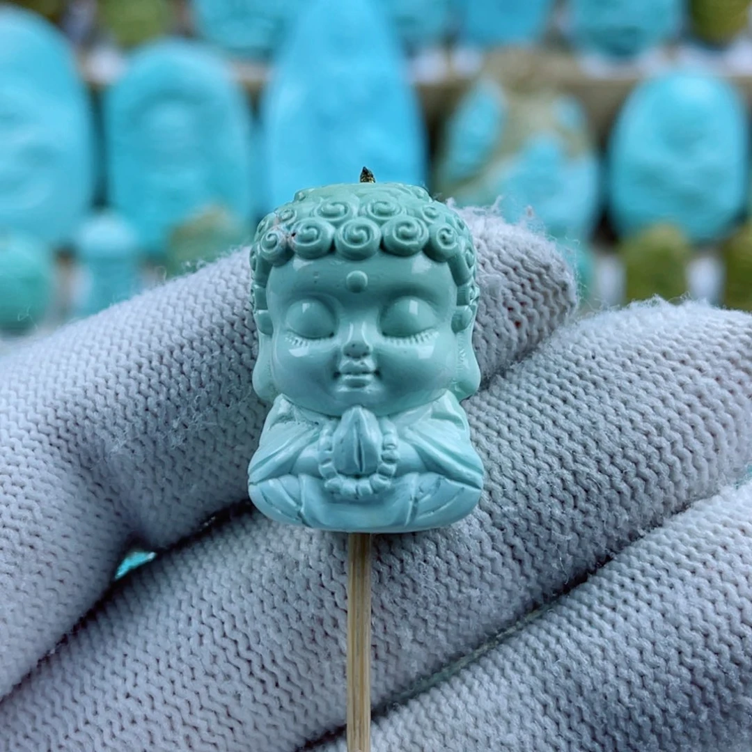 绿松石未镶嵌珠宝奇石