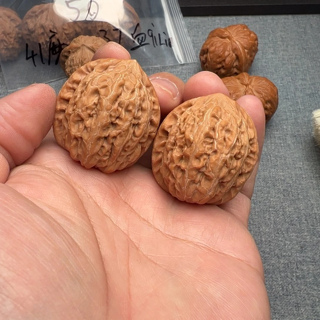 文玩核桃吊坠蓟县野生铁锤