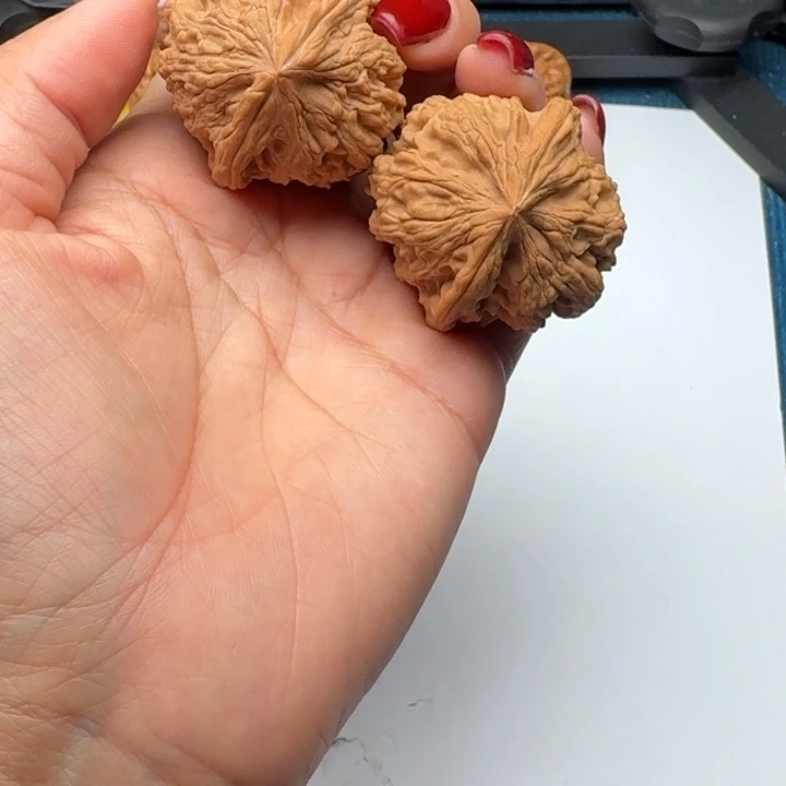 吊坠桃核文玩大姑石
