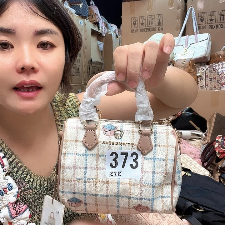 PVC包包包包包包包包