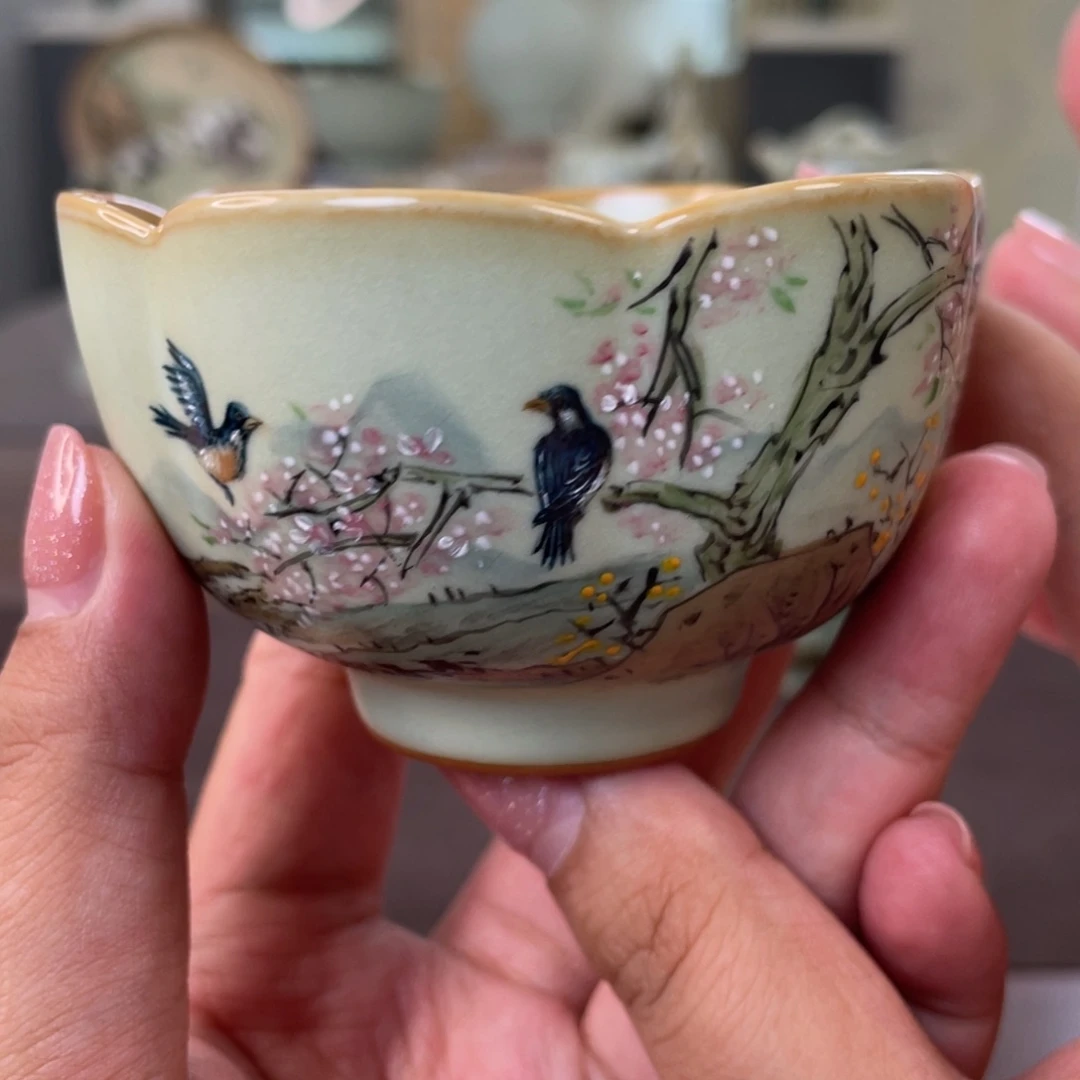 周泽堂。 余秀华。 桃花鸟