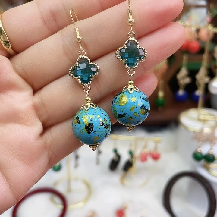 石英质玉耳钉合金大7蓝色