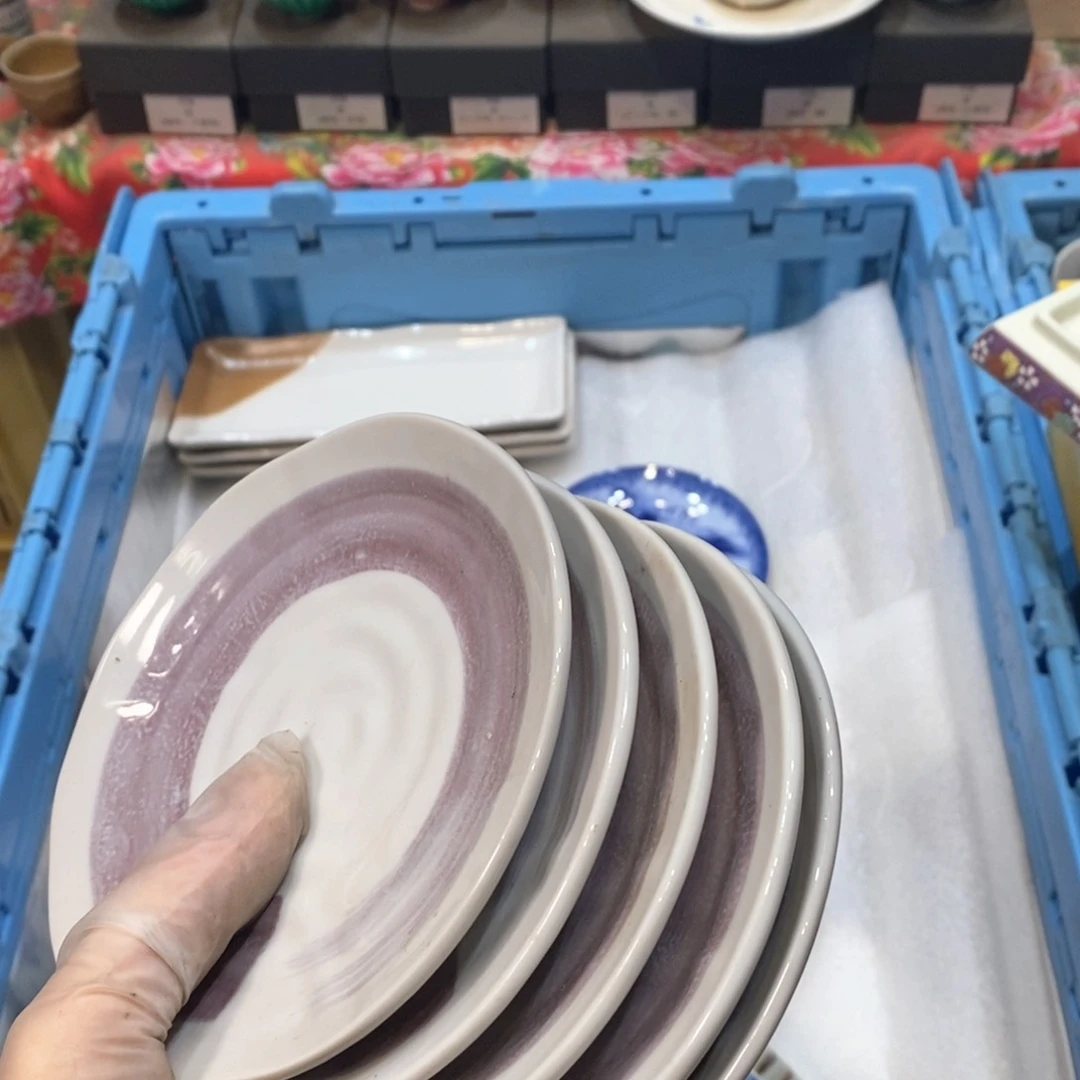 瓷片y***tti g h h h h h h