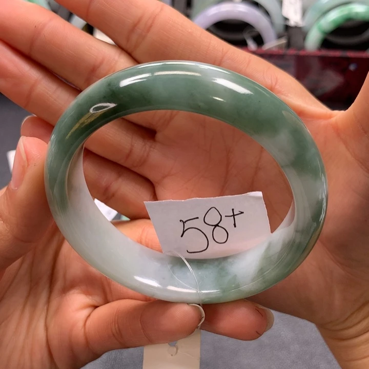 未镶嵌手镯翡翠手镯