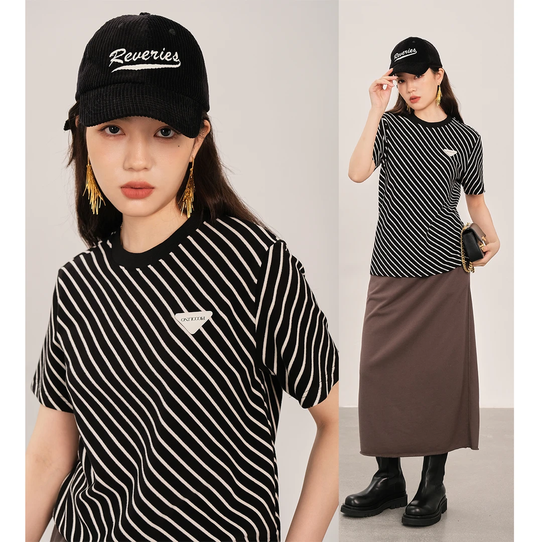 【可可专属】 FreshMoi 双面加绒斜裁条纹短袖T恤女气质