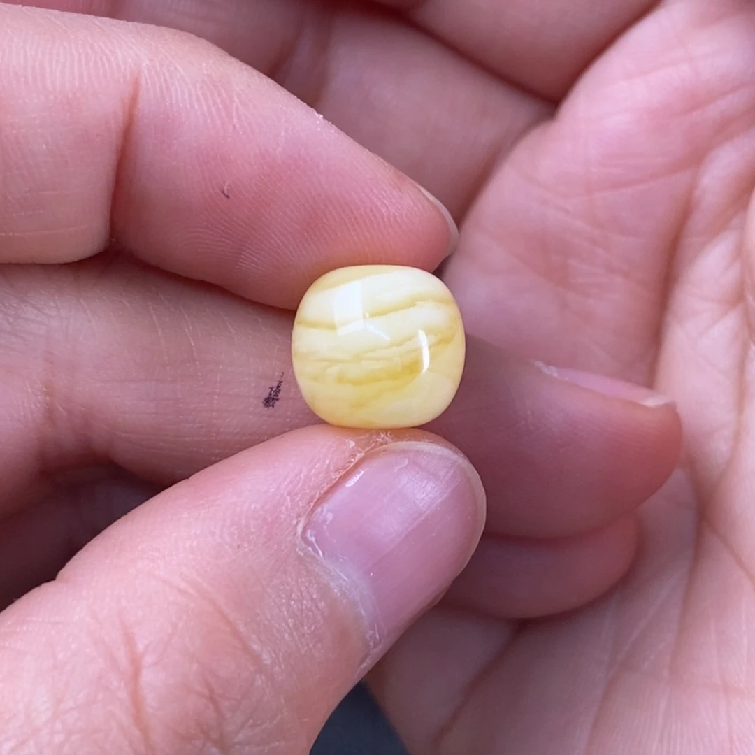 未镶嵌琥珀裸石蜜蜡11