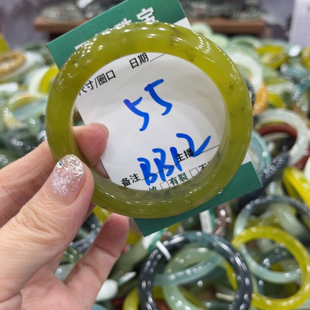 岫玉未镶嵌手镯手镯