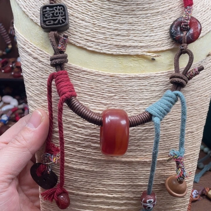 玛瑙/玉髓颈饰未镶嵌