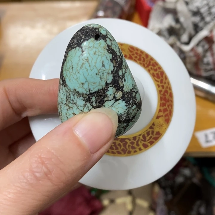 瓷片哈中古工艺品一件