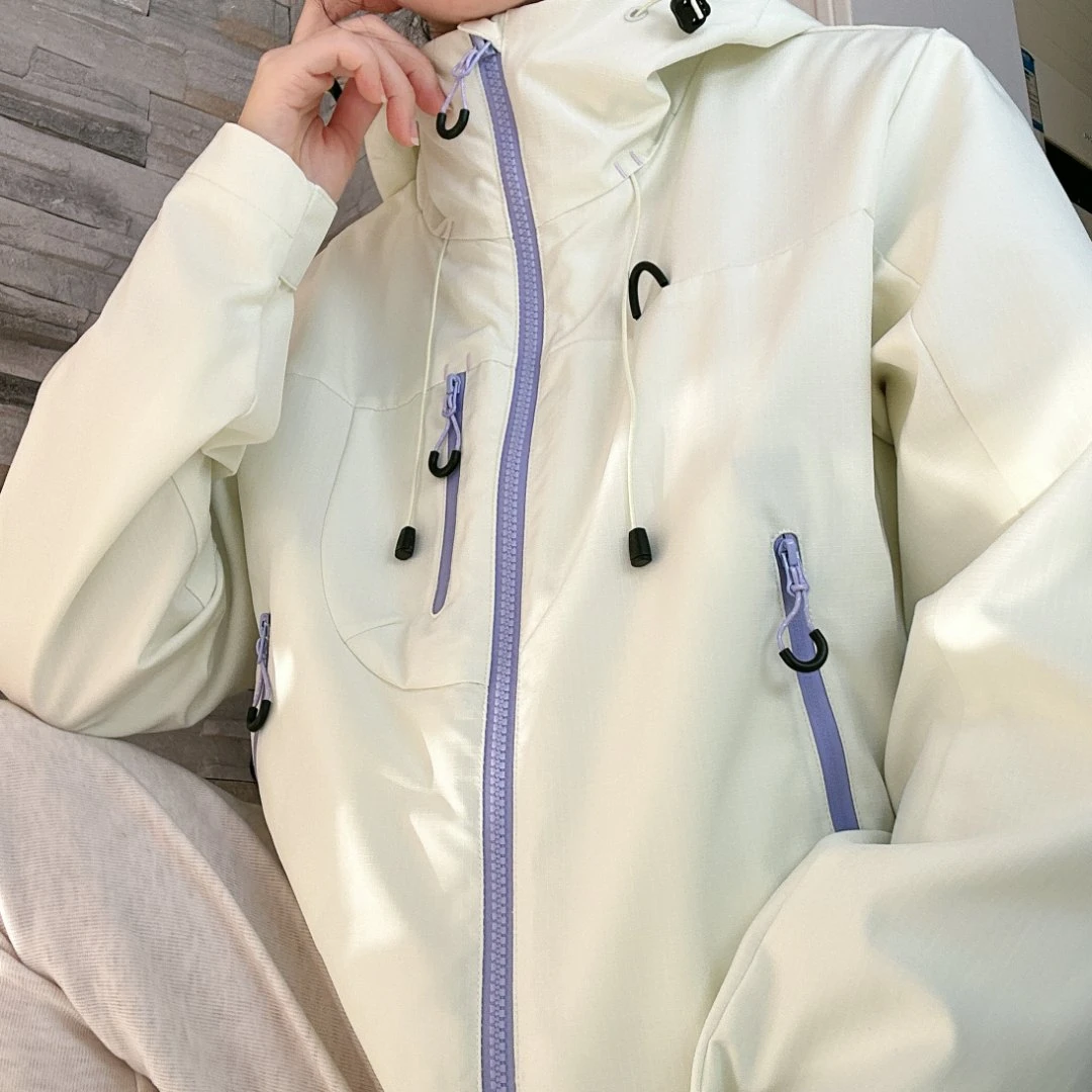 ULYn【三合一冲锋衣】短款女秋冬新款防风防水户外夹克外套小个子