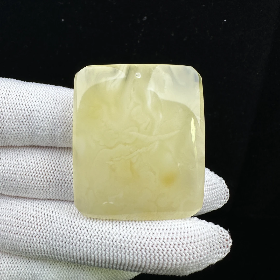 Y1801天然原矿蜜蜡水滴35x42x9mm 10.1克支持复检假一赔四